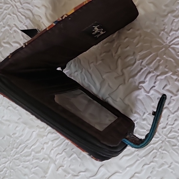 Vera Bradley KENSINGTON RETIRED Wallet - Pasley Black, Brown, Blue Yellow - Picture 10 of 11